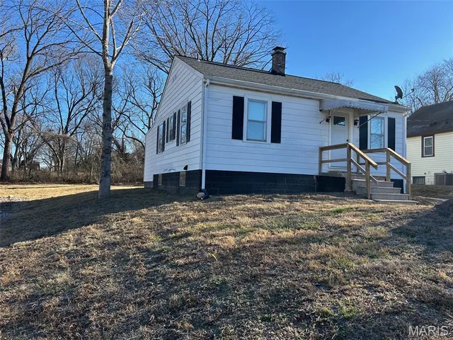 $130,000 | 1210 3rd Avenue, Belleville, IL 62220