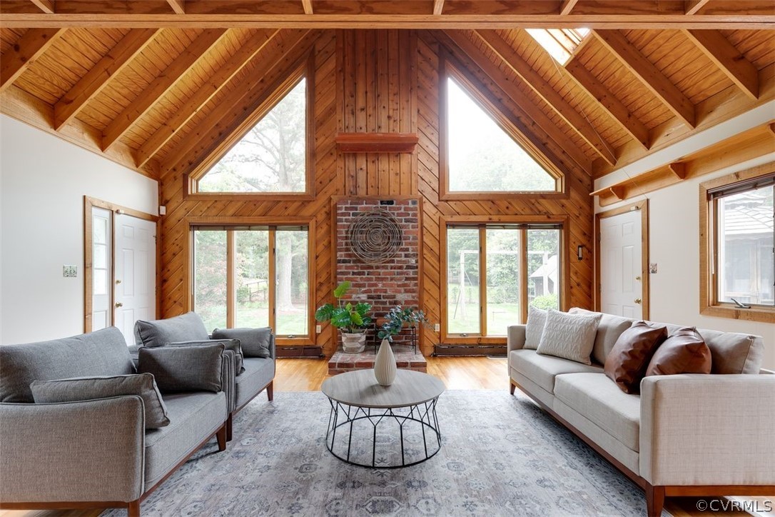 4801 Coleman Road Richmond, VA 23230 - Photo 21 of 42 Cathedral ceilings in the family room are breathtaking.