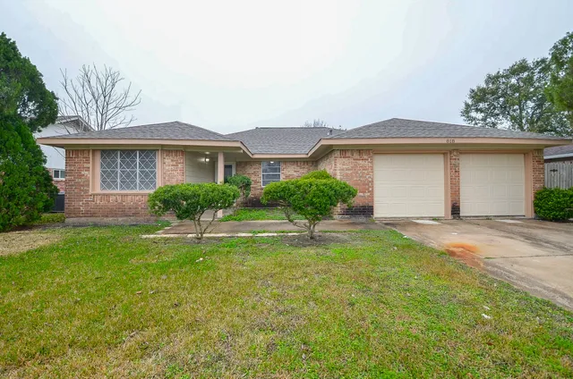 $1,850 | 818 Overland Street, Stafford, TX 77477