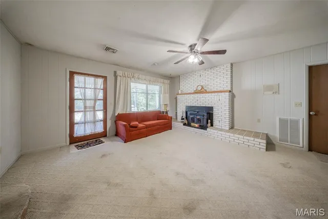 $384,900 | 117 State Rte C, Doolittle, MO 65401