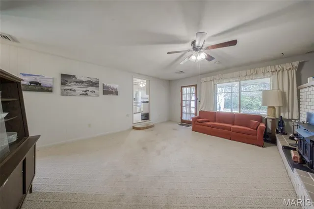 $384,900 | 117 State Rte C, Doolittle, MO 65401