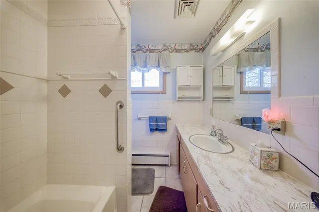 $384,900 | 117 State Rte C, Doolittle, MO 65401