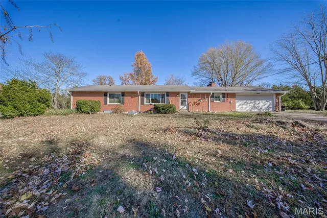$384,900 | 117 State Rte C, Doolittle, MO 65401