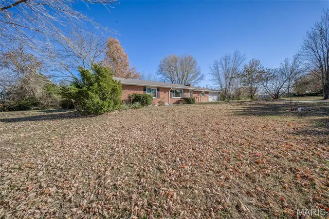 $384,900 | 117 State Rte C, Doolittle, MO 65401