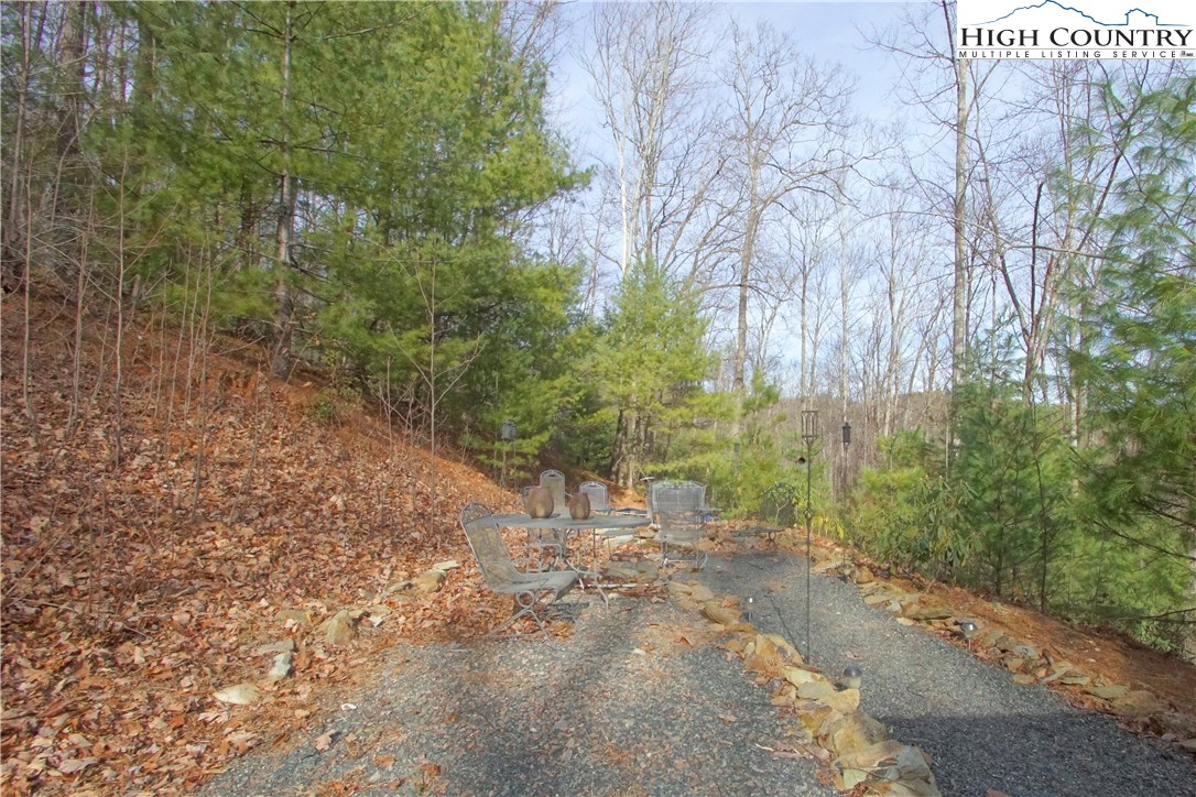 7427 Sampson Road Lenoir, NC 28645 - Photo 8 of 26 Gallery Image 8
