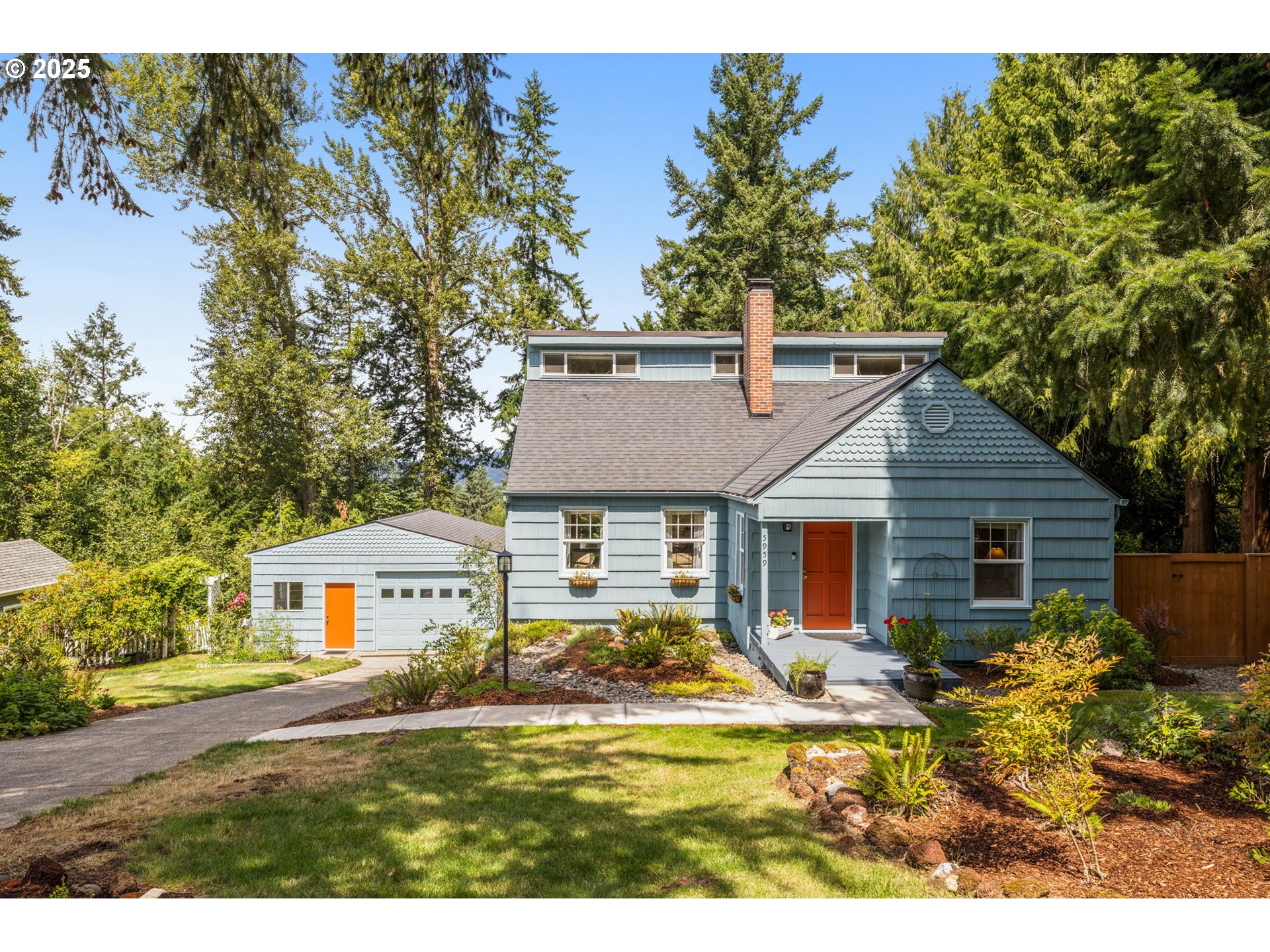 5959 Southwest Brugger Street Portland, OR 97219 - Photo 1 of 40 Gallery Image 1