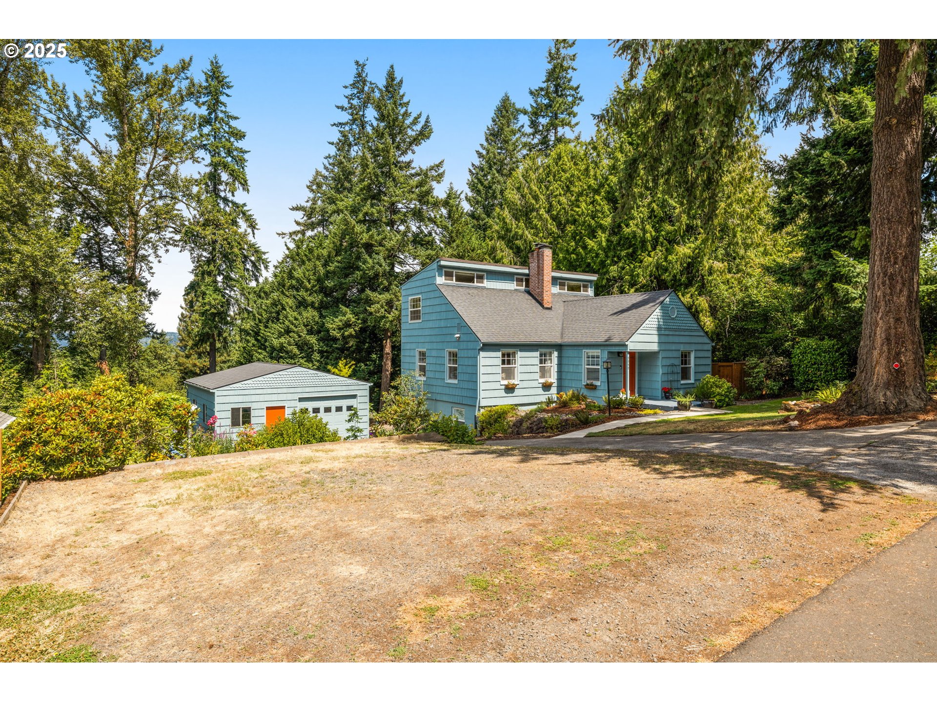 5959 Southwest Brugger Street Portland, OR 97219 - Photo 26 of 40 Exterior