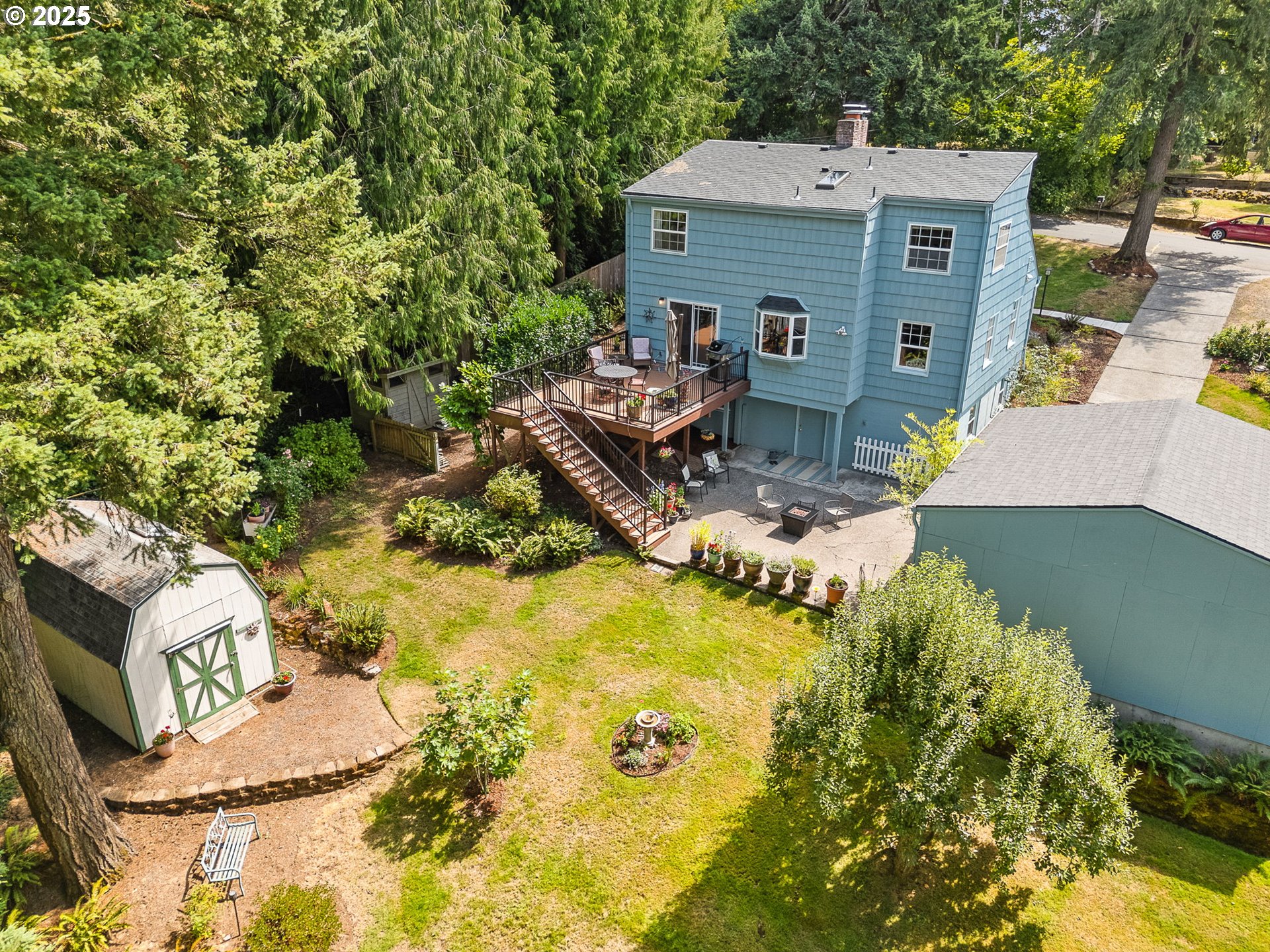 5959 Southwest Brugger Street Portland, OR 97219 - Photo 34 of 40 Exterior