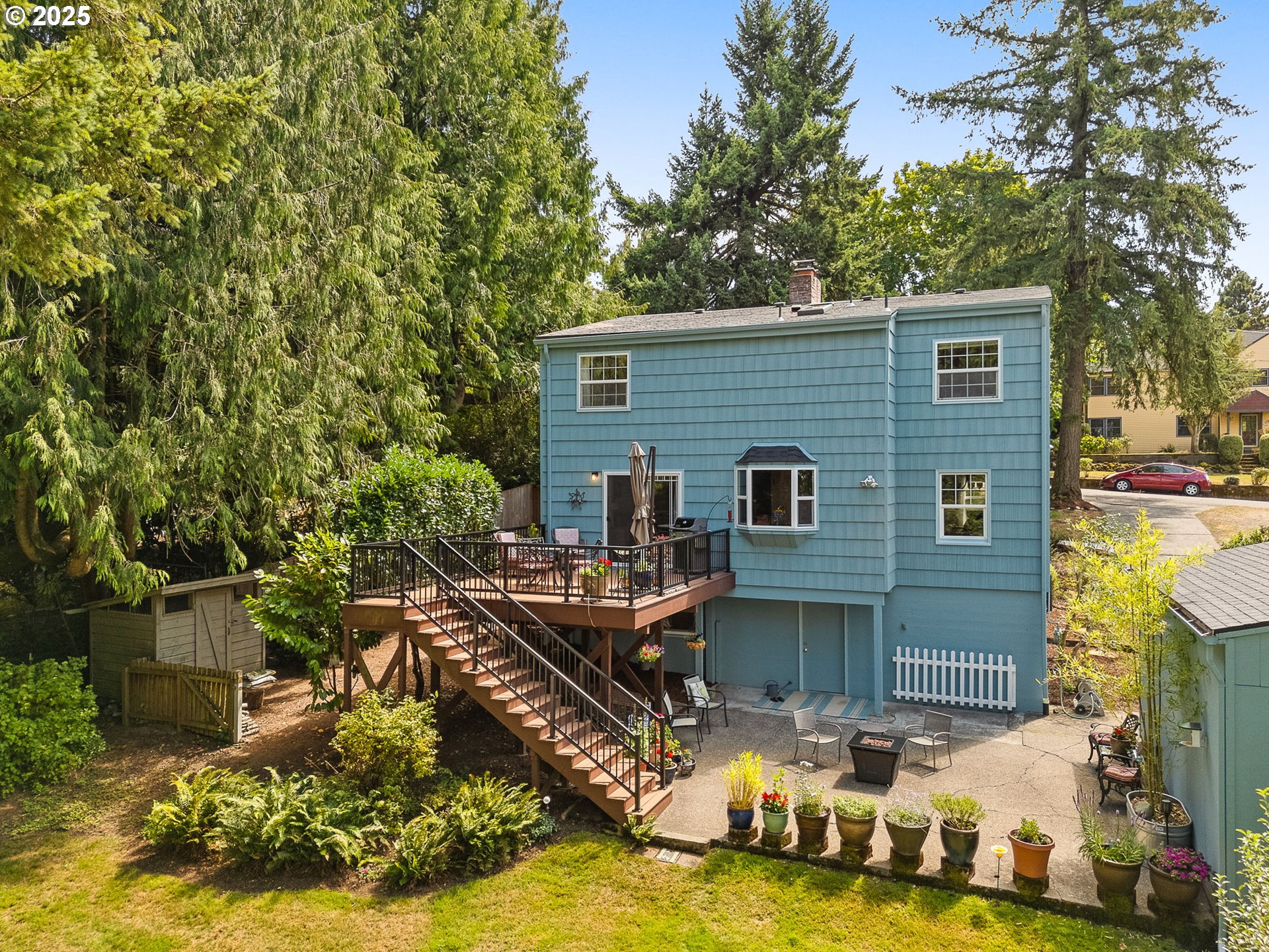 5959 Southwest Brugger Street Portland, OR 97219 - Photo 35 of 40 Exterior