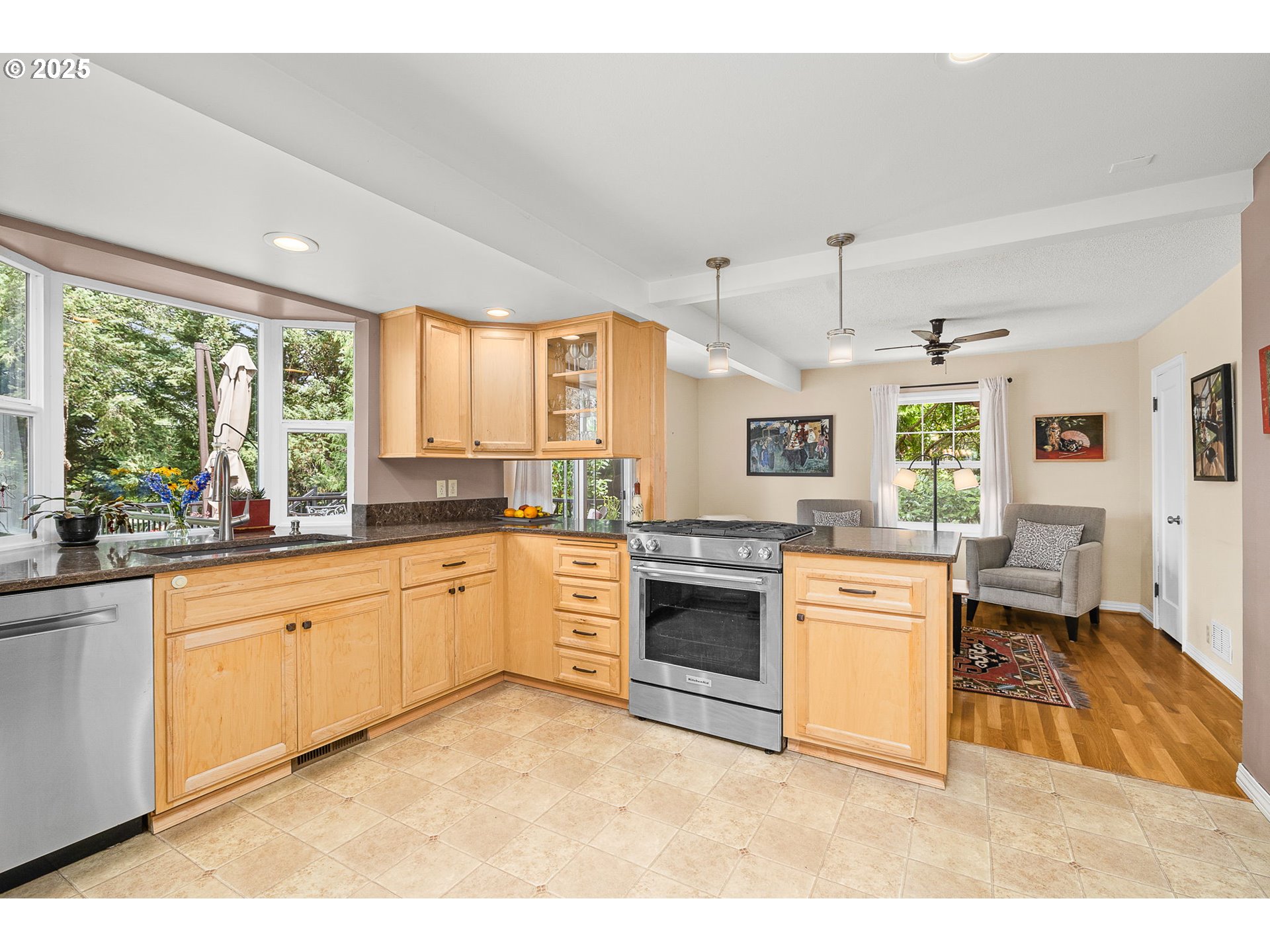 5959 Southwest Brugger Street Portland, OR 97219 - Photo 6 of 40 Kitchen