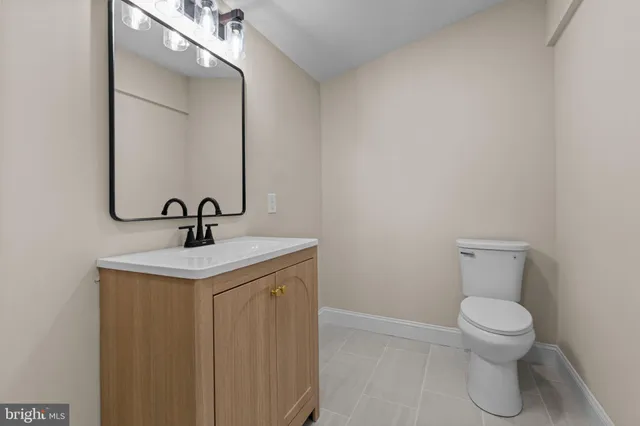 $542,500 | 64 Vividleaf Lane, Levittown, PA 19054