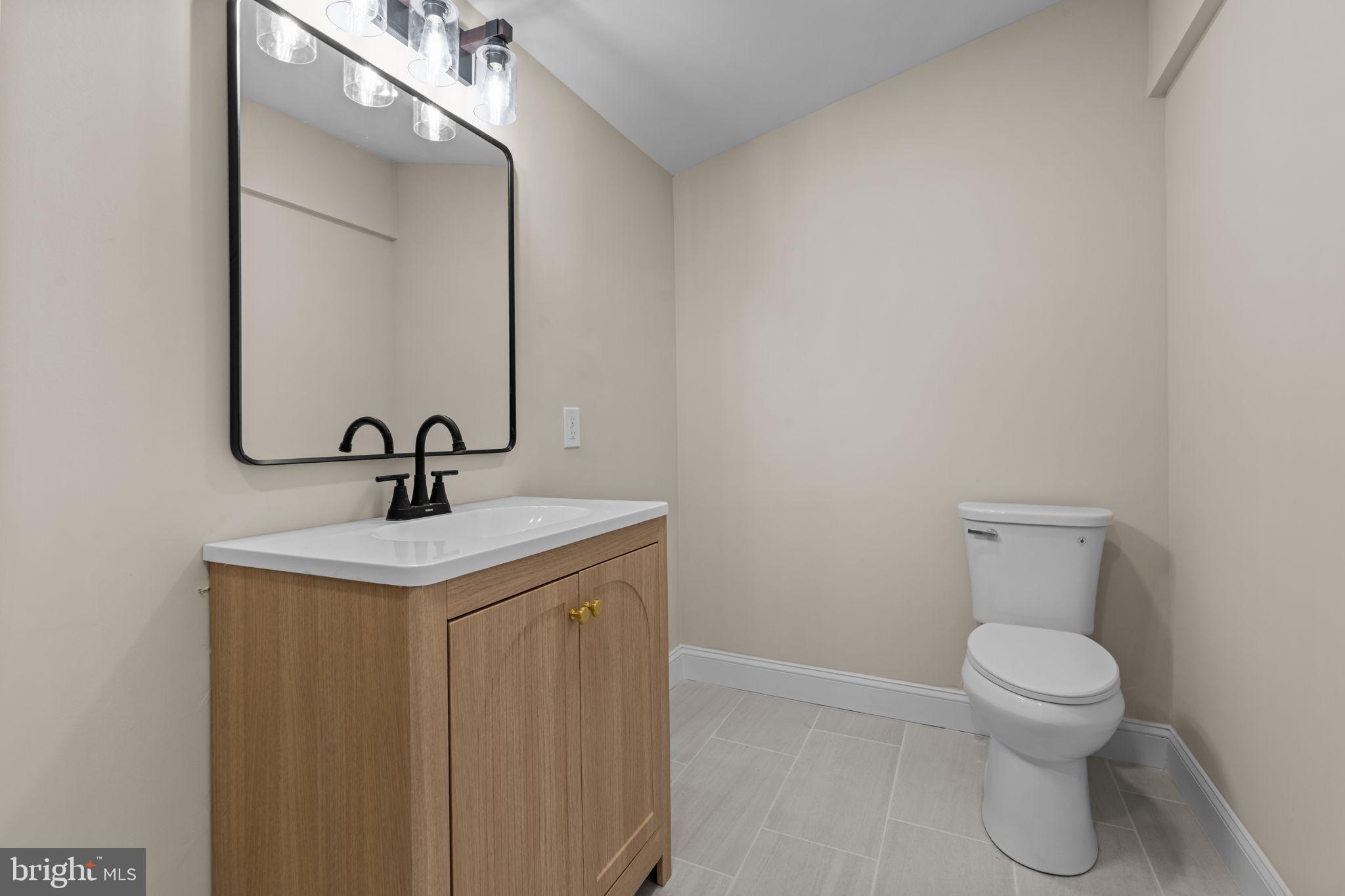 64 Vividleaf Lane Levittown, PA 19054 - Photo 15 of 44