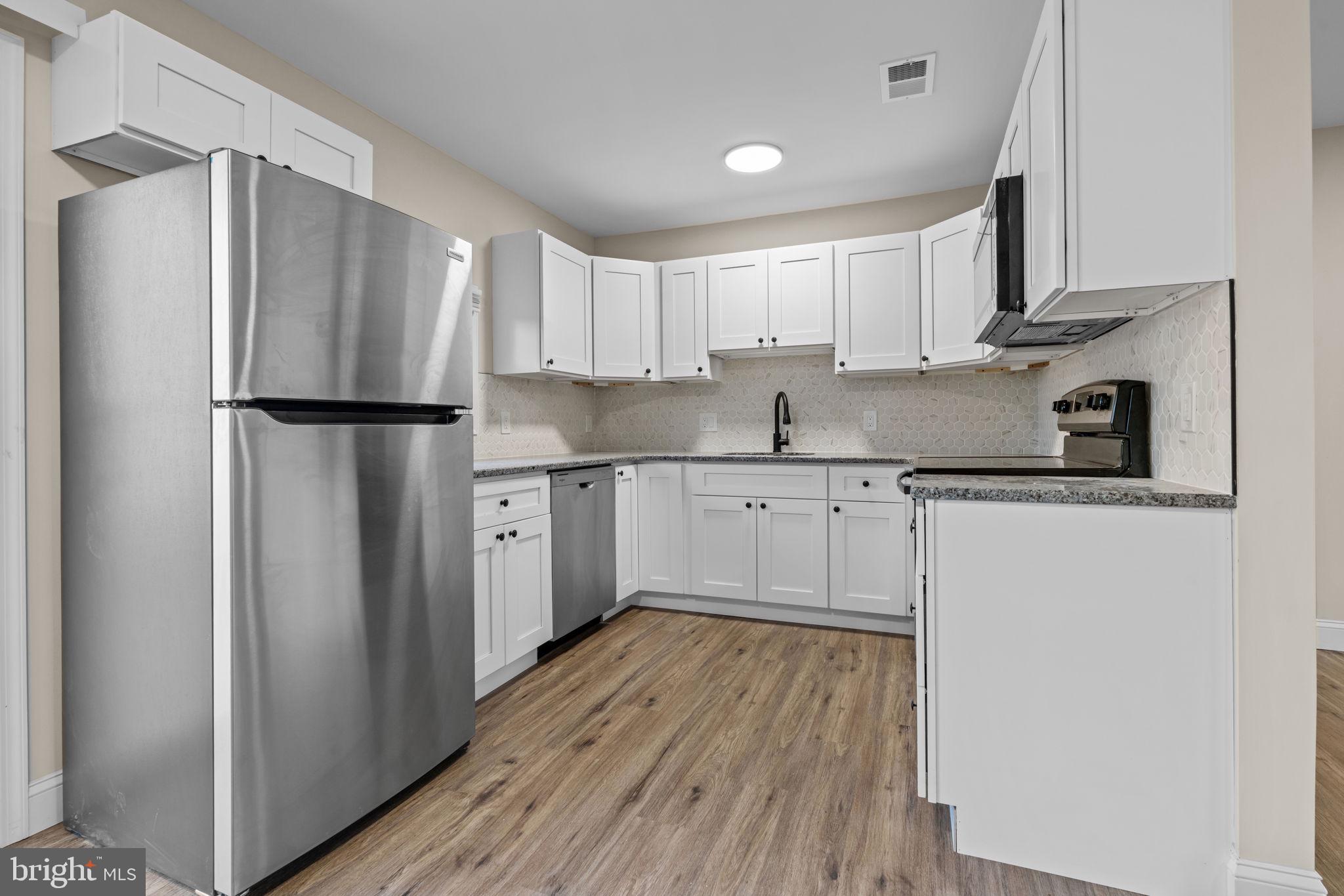 64 Vividleaf Lane Levittown, PA 19054 - Photo 17 of 44