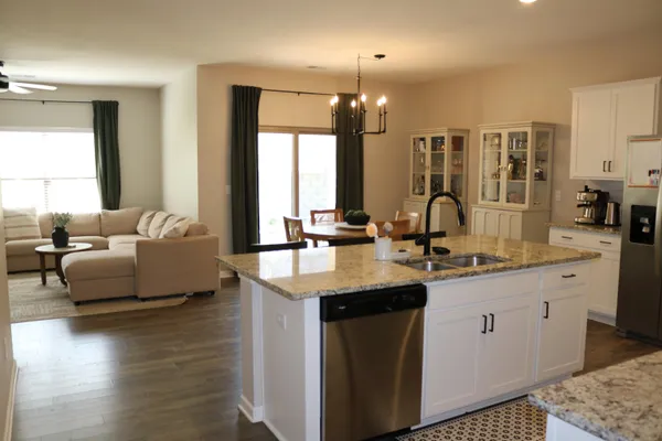 $324,999 | 408 Colonial Heights Drive, Munford, TN 38058