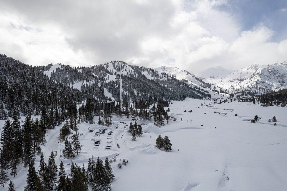 400 Resort Road, Unit 733 Olympic Valley, CA 96146 - Photo 13 of 28 Gallery Image 13
