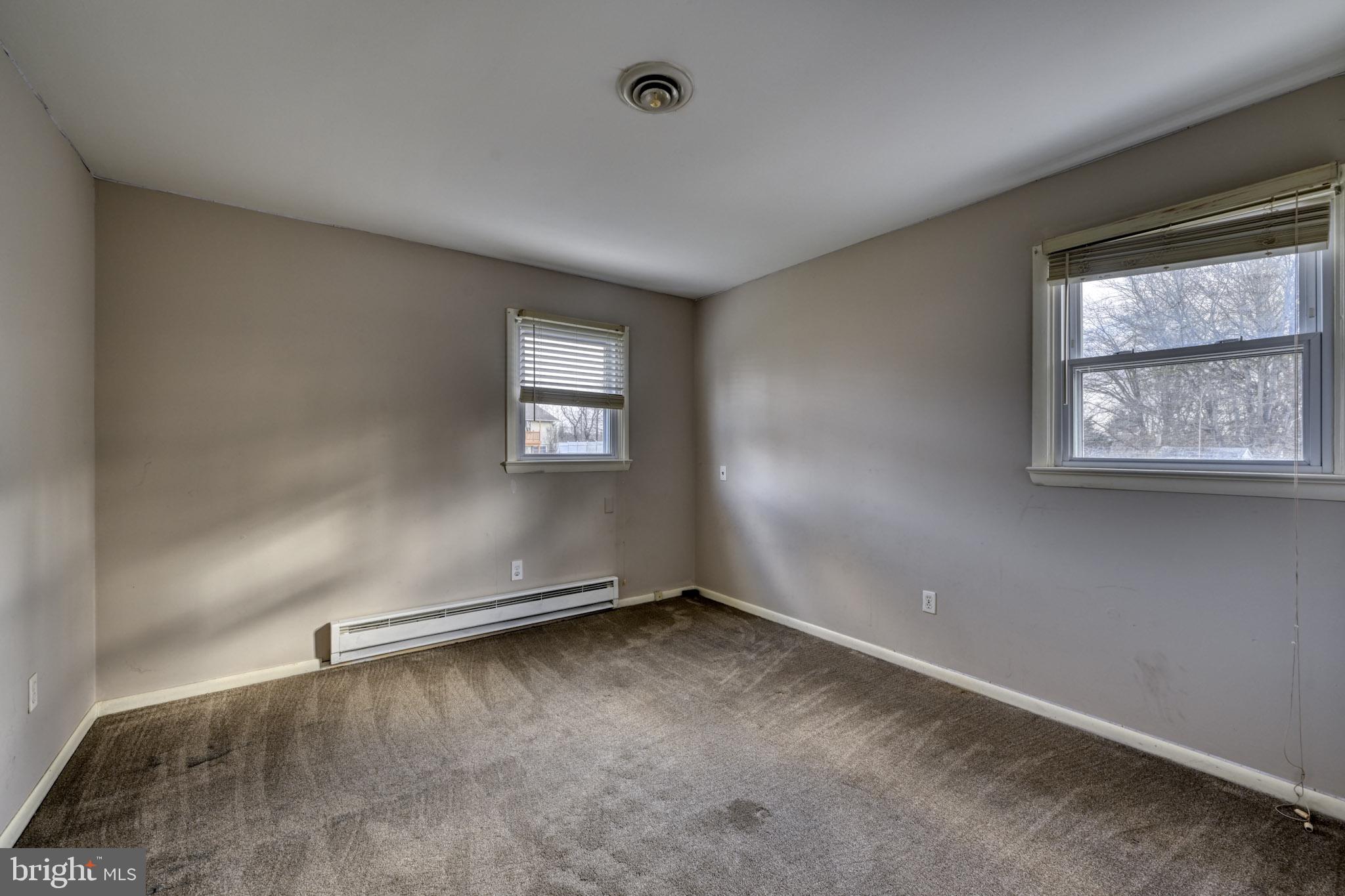 3500 East Lawndale Road Reisterstown, MD 21136 - Photo 15 of 31 an empty room with windows