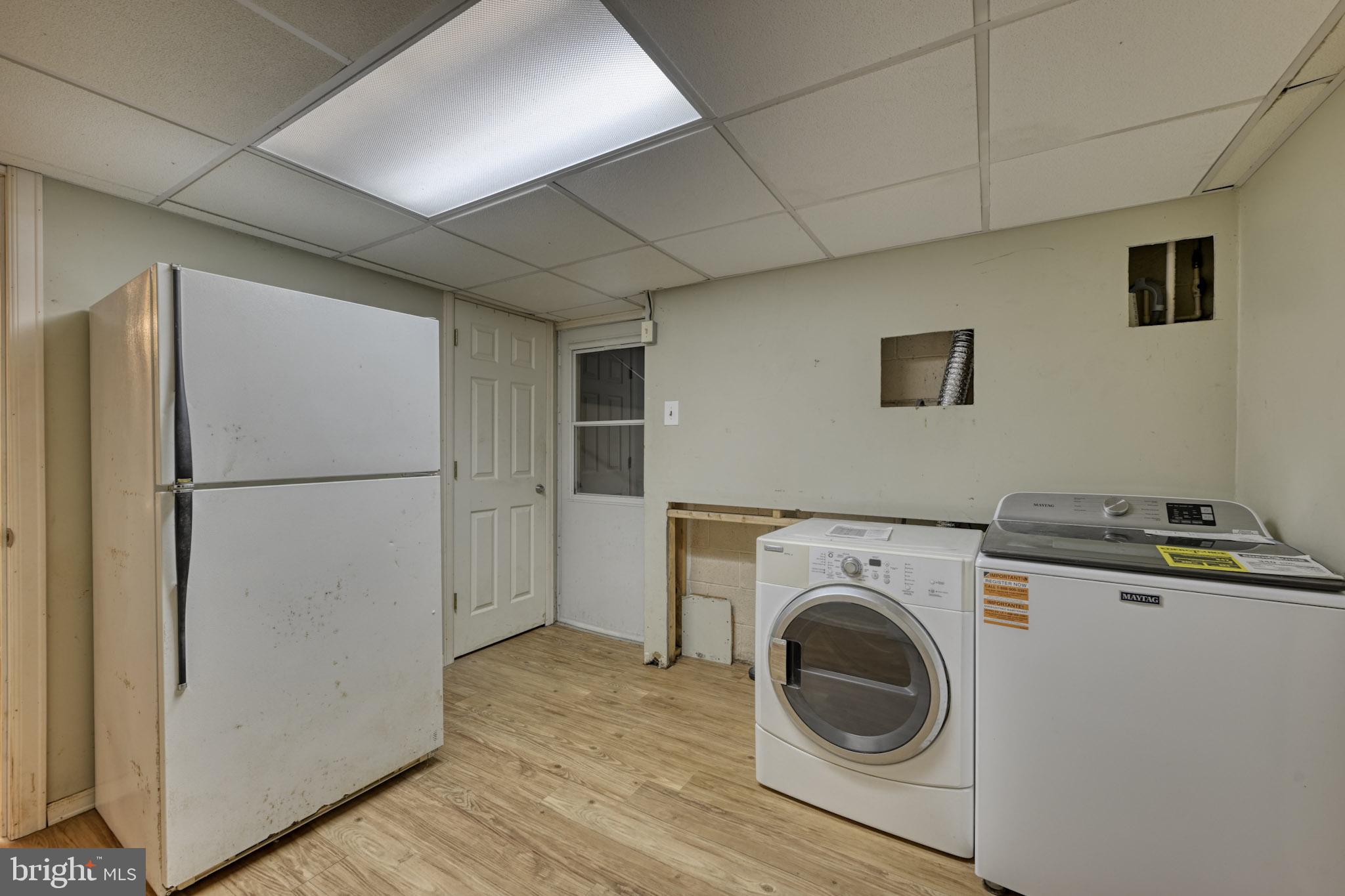3500 East Lawndale Road Reisterstown, MD 21136 - Photo 28 of 31 a utility room with dryer and washer