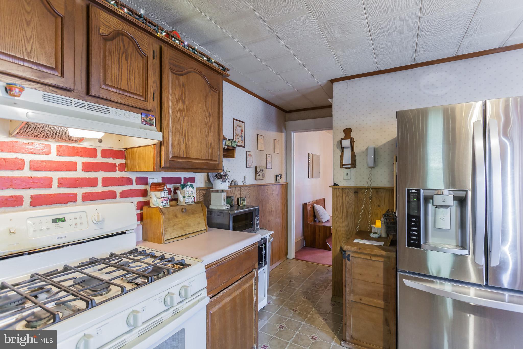 465 Nutt Road Phoenixville, PA 19460 - Photo 9 of 24 Gas Cooking
