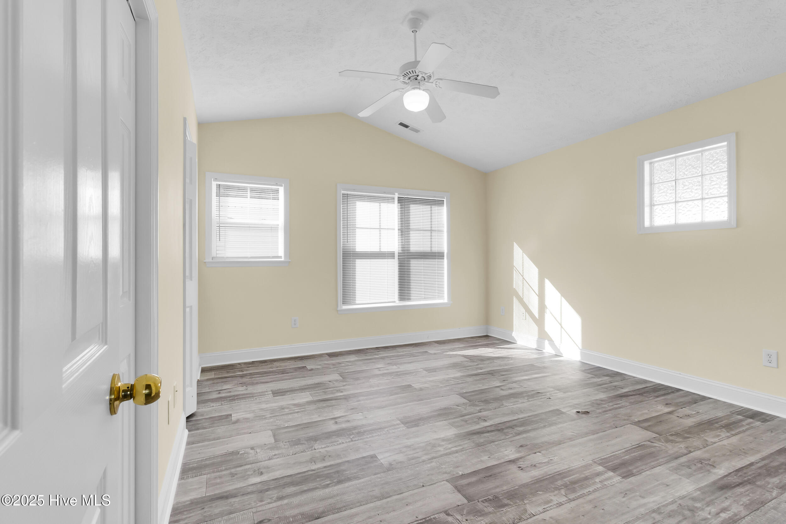 504 Sea Knight Lane Havelock, NC 28532 - Photo 21 of 29 21_21