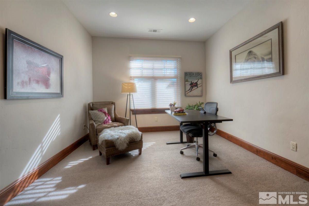 6090 Lake Geneva Drive Reno, NV 89511 - Photo 22 of 40 a living room with furniture and a window