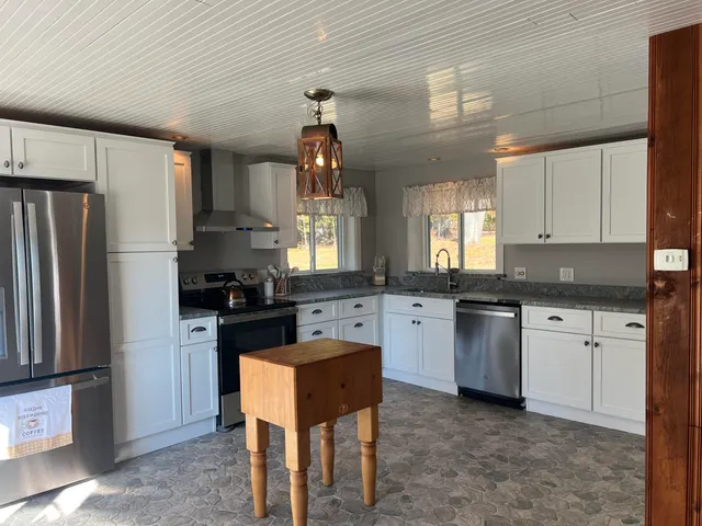 $899,000 | 761 Sunday River Road, Newry, ME 04261