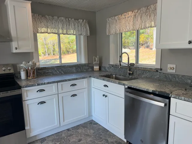 $899,000 | 761 Sunday River Road, Newry, ME 04261