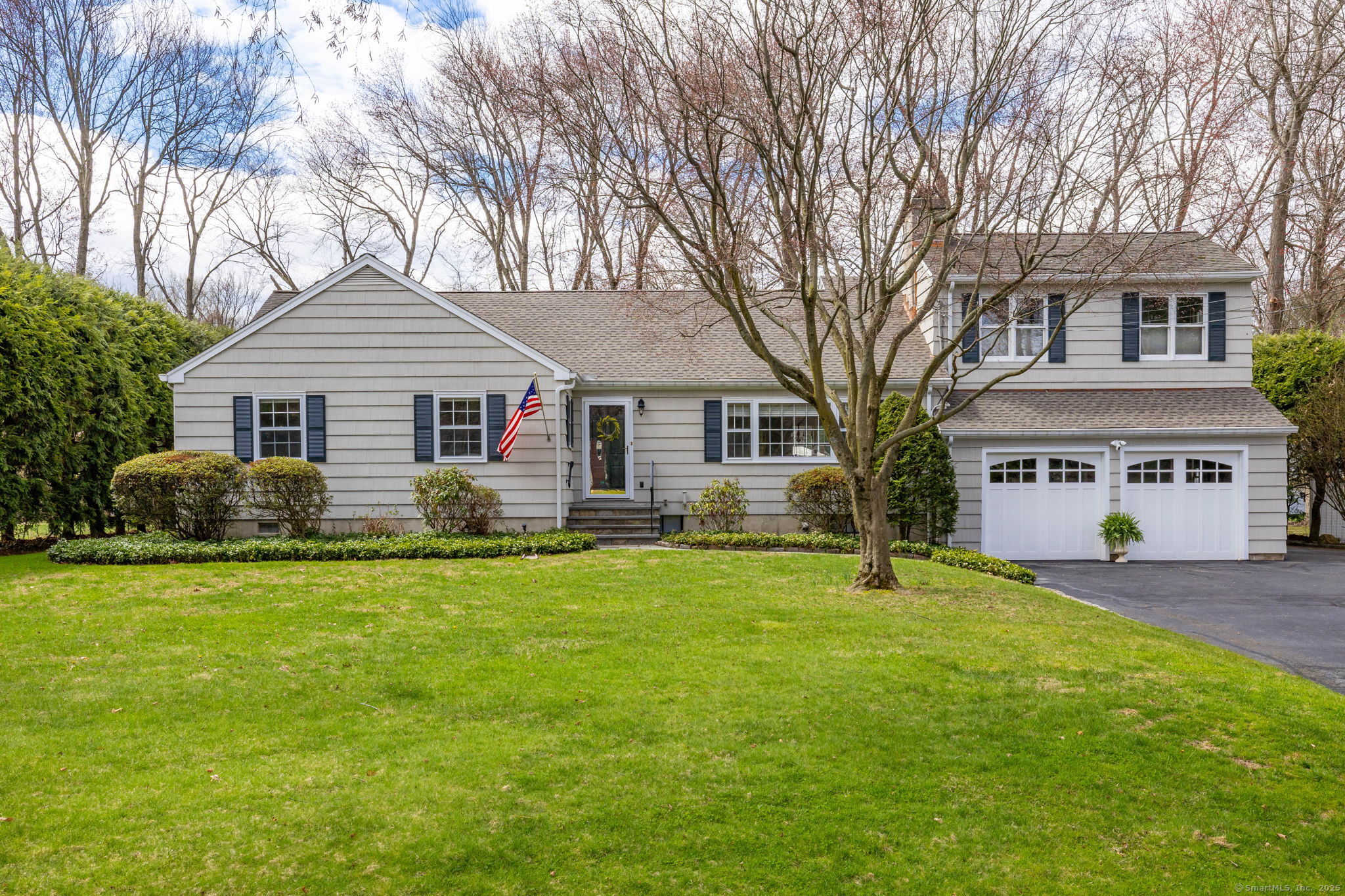54 Club Road Stamford, CT 06905 - Photo 1 of 1