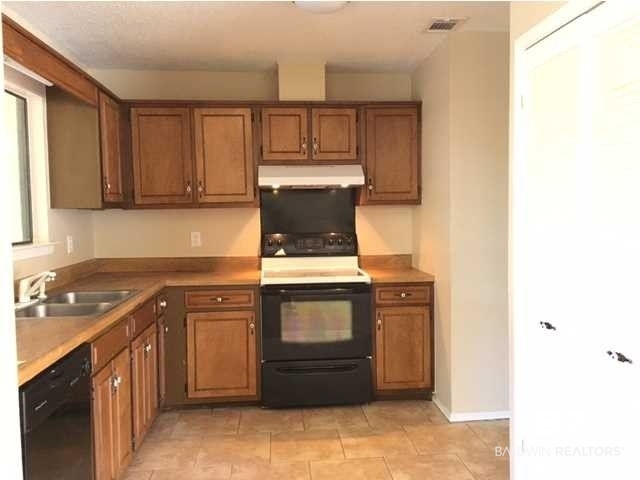 5604 Quail Run South Theodore, AL 36582 - Photo 4 of 9