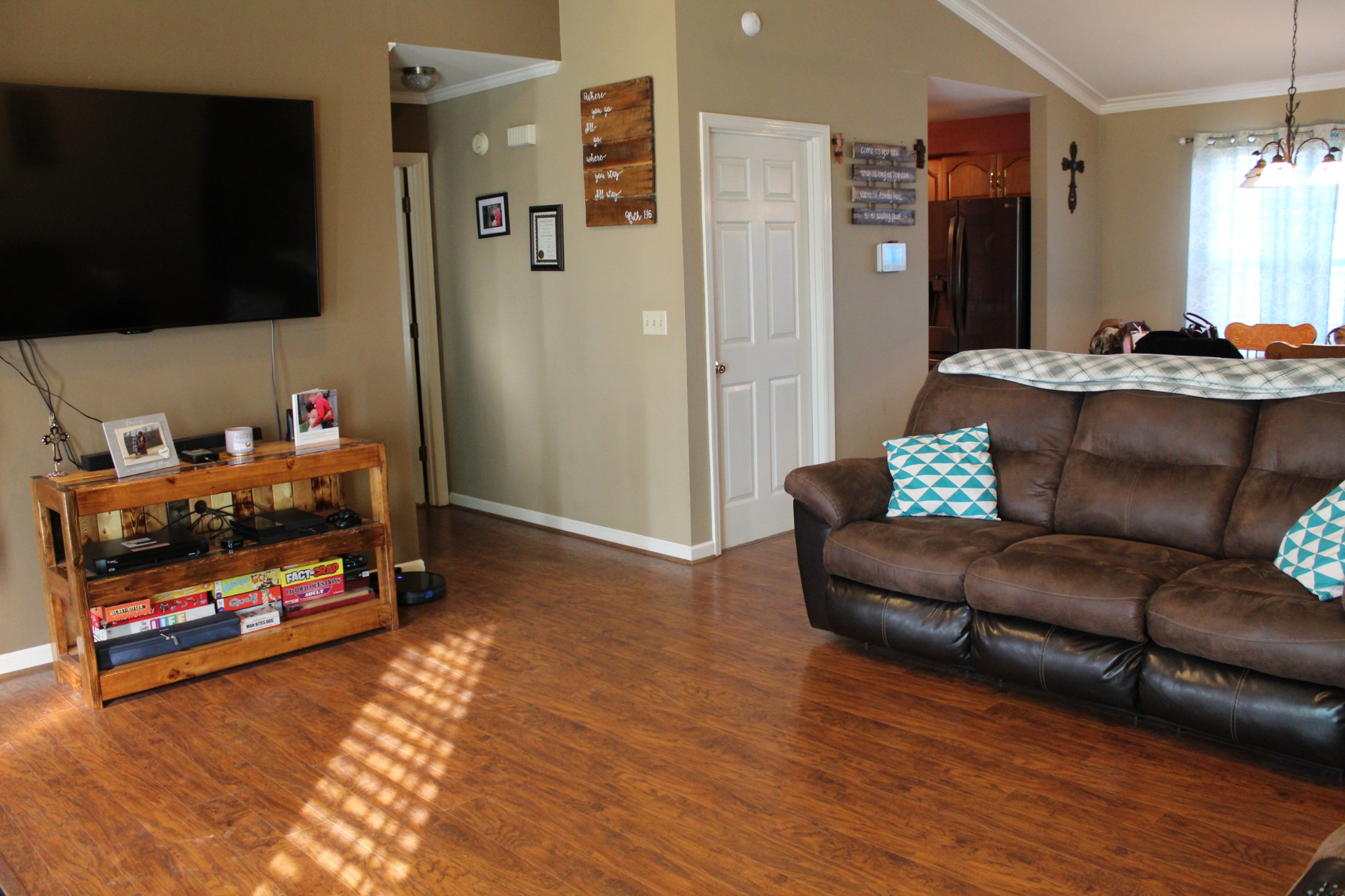 2851 Jack Teasley Road Pleasant View, TN 37146 - Photo 5 of 36 a living room with furniture and a flat screen tv