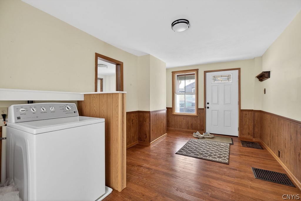 153 West Seneca Street Manlius, NY 13104 - Photo 6 of 38