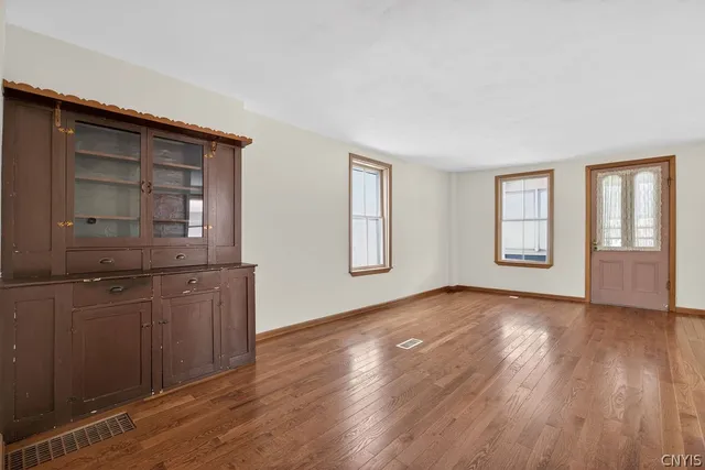 $225,000 | 153 West Seneca Street, Manlius, NY 13104