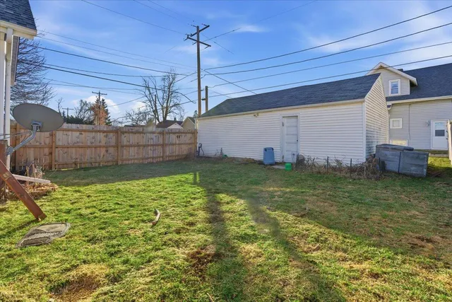 $250,000 | 6630 37th Avenue, Kenosha, WI 53142