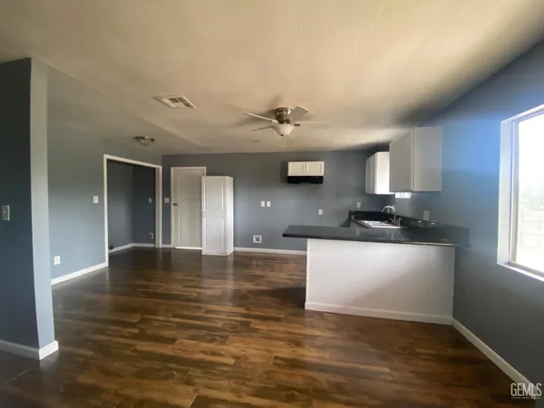 $255,000 | Undisclosed Address, Shafter, CA 93263
