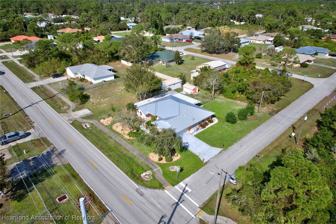 2900 Thunderbird Road Sebring, FL 33872 - Photo 33 of 38 Gallery Image 33