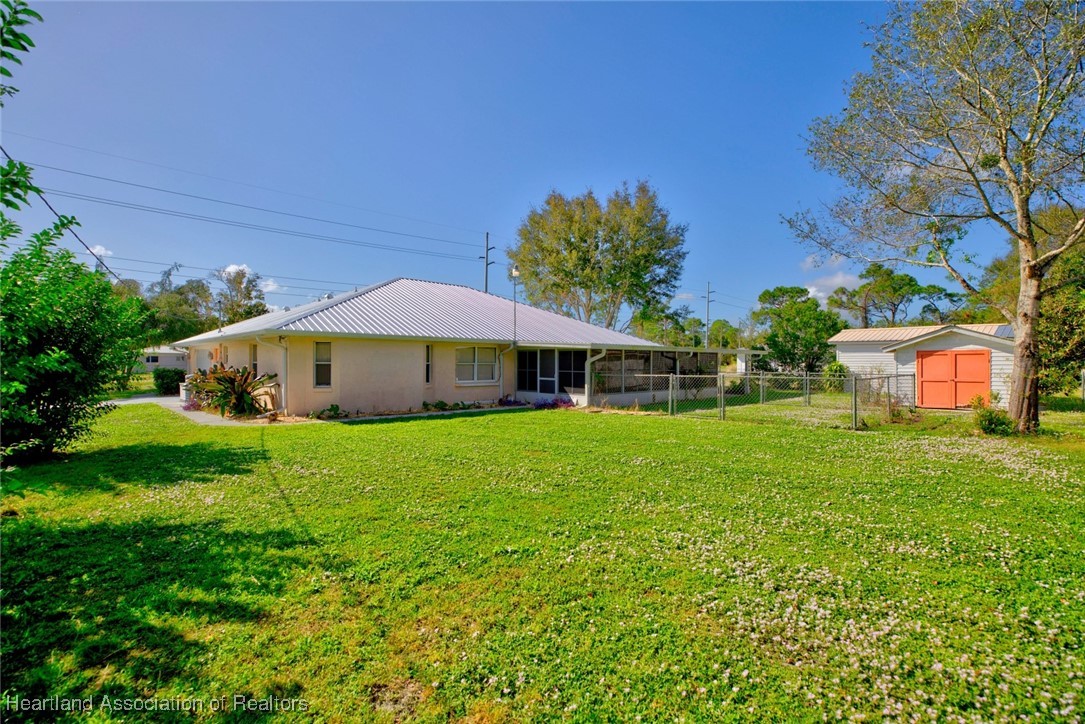 2900 Thunderbird Road Sebring, FL 33872 - Photo 4 of 38 Gallery Image 4