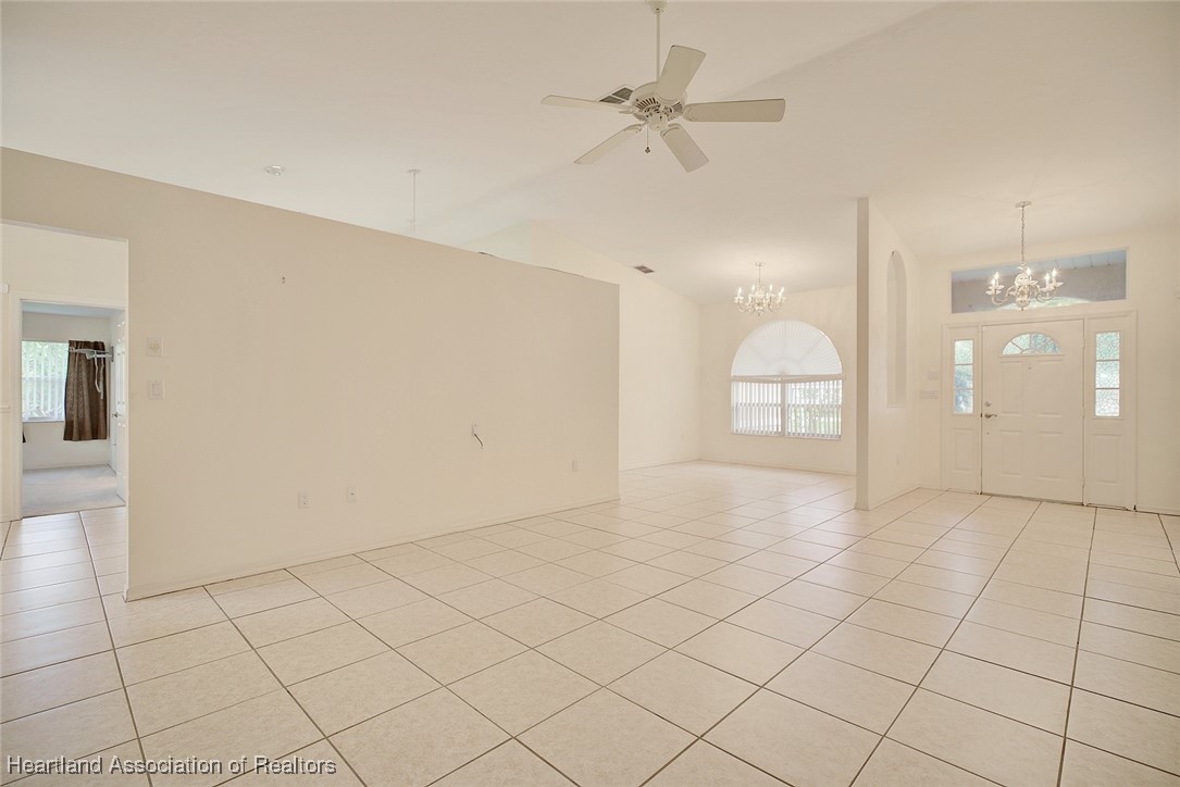 2900 Thunderbird Road Sebring, FL 33872 - Photo 7 of 38 Gallery Image 7