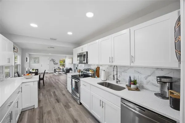 $389,000 | 1149 Woodlawn Street, Clearwater, FL 33756