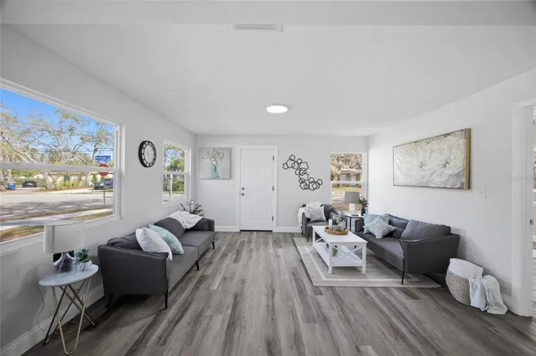 $389,000 | 1149 Woodlawn Street, Clearwater, FL 33756