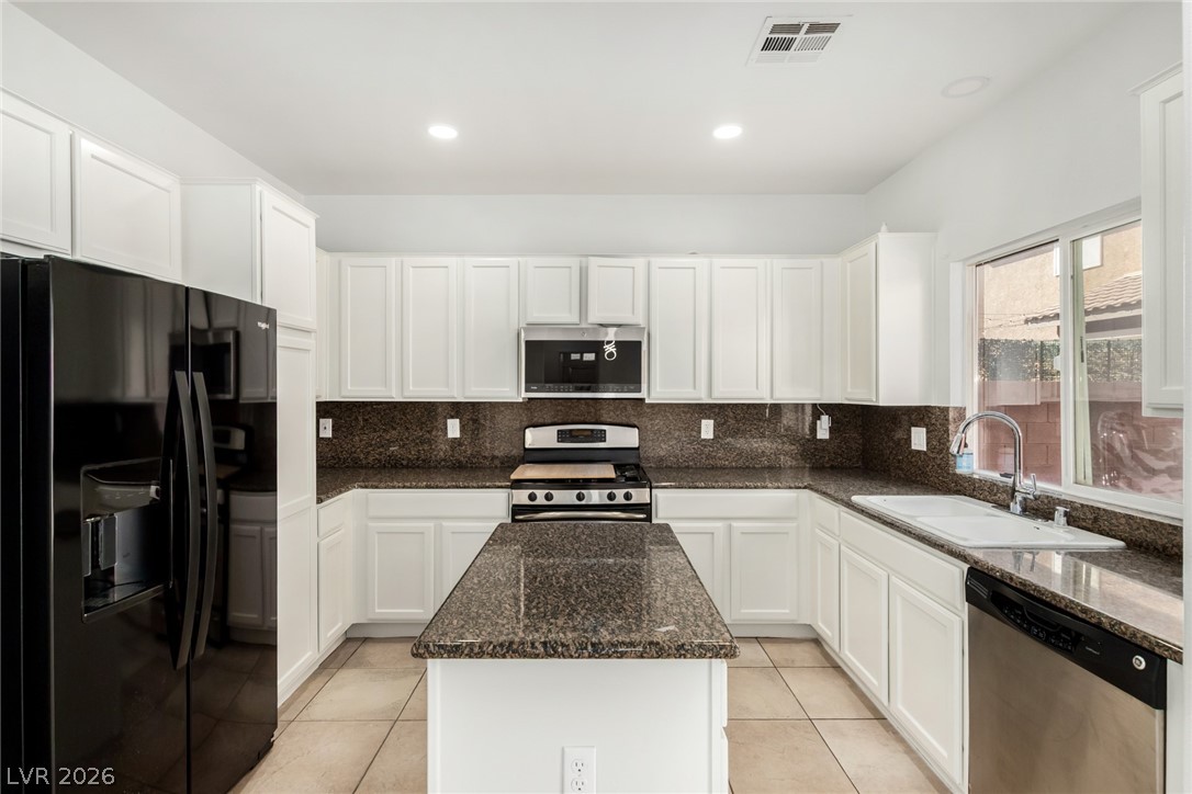 10231 Bare Rabbit Court Las Vegas, NV 89178 - Photo 7 of 30