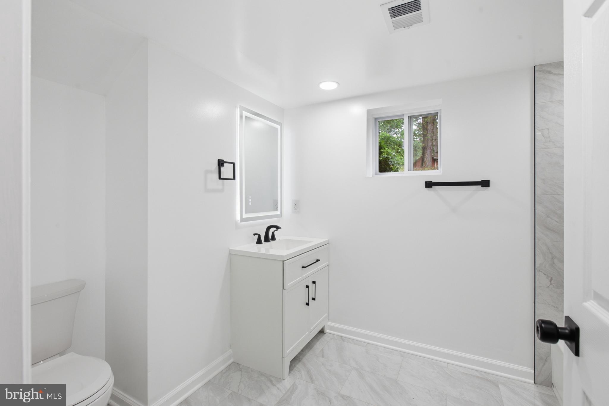 896 Forest Lane Hanover, MD 21076 - Photo 43 of 47