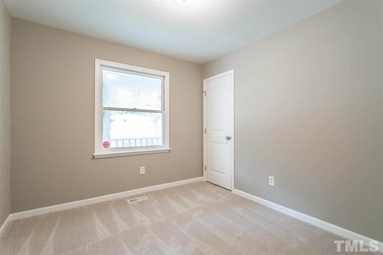 5513 Roslyn Road Durham, NC 27712 - Photo 13 of 24
