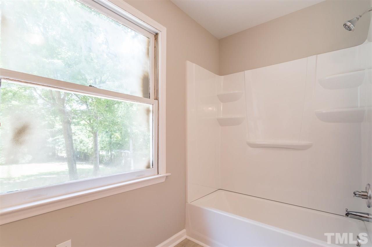 5513 Roslyn Road Durham, NC 27712 - Photo 18 of 24