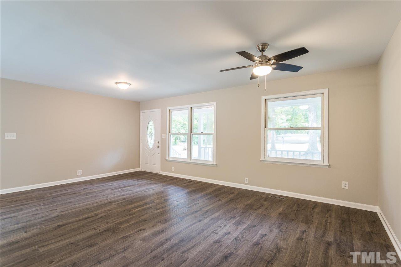 5513 Roslyn Road Durham, NC 27712 - Photo 3 of 24