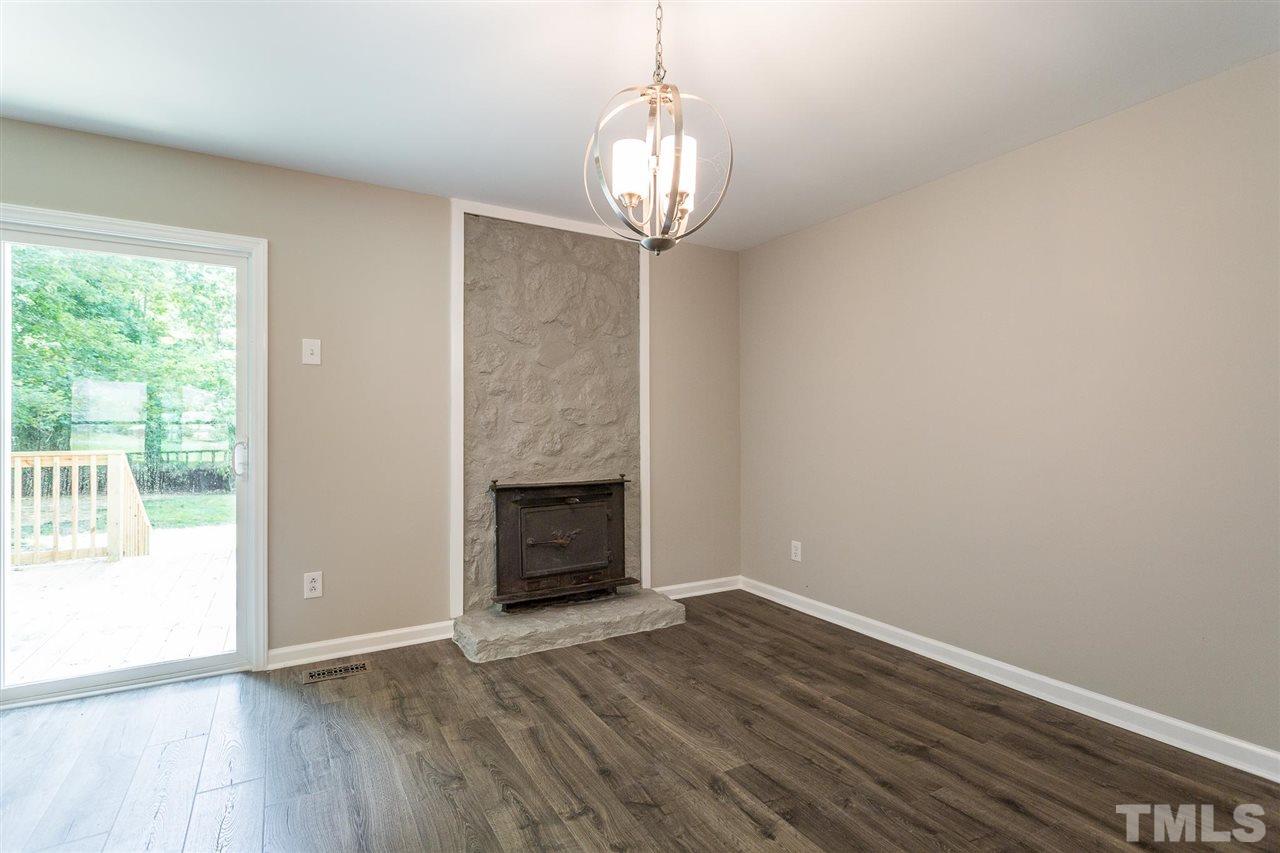 5513 Roslyn Road Durham, NC 27712 - Photo 4 of 24