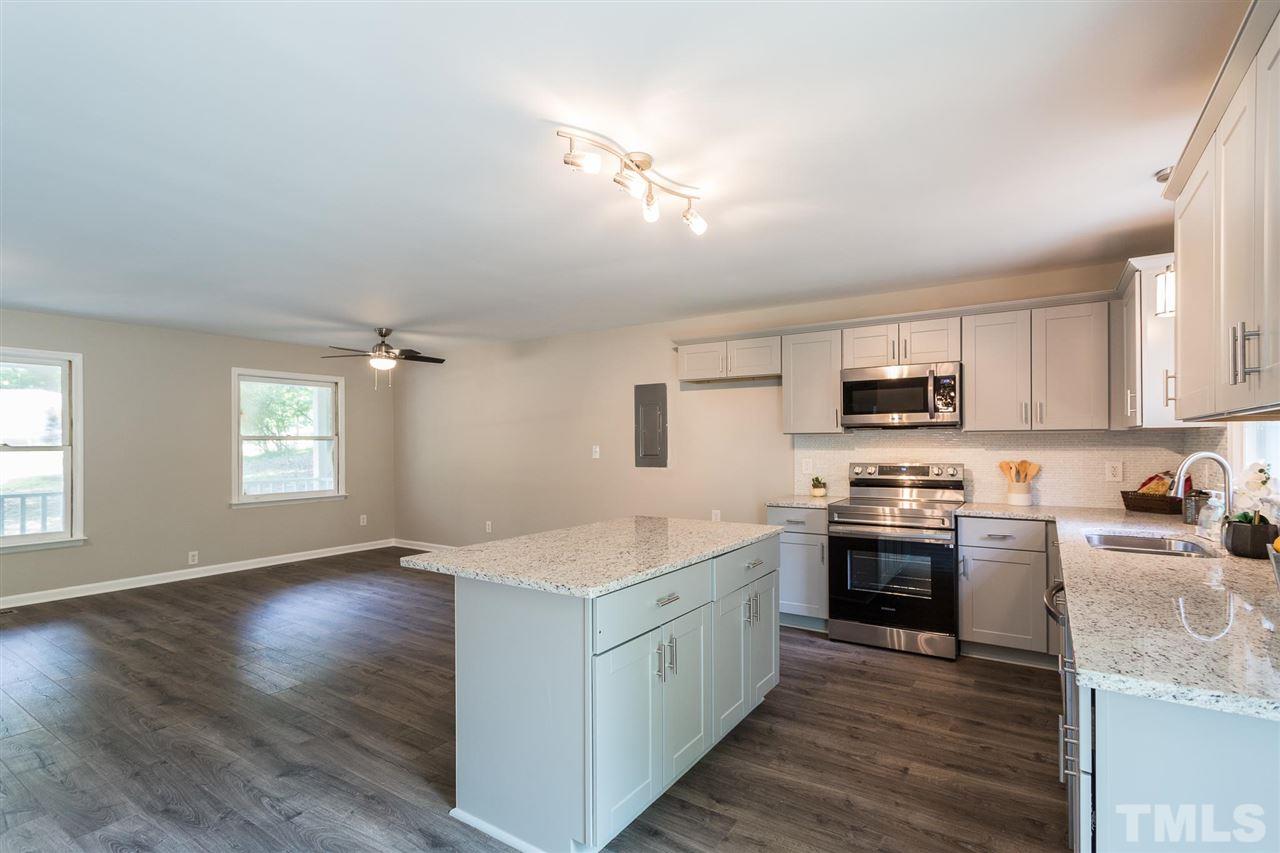 5513 Roslyn Road Durham, NC 27712 - Photo 8 of 24