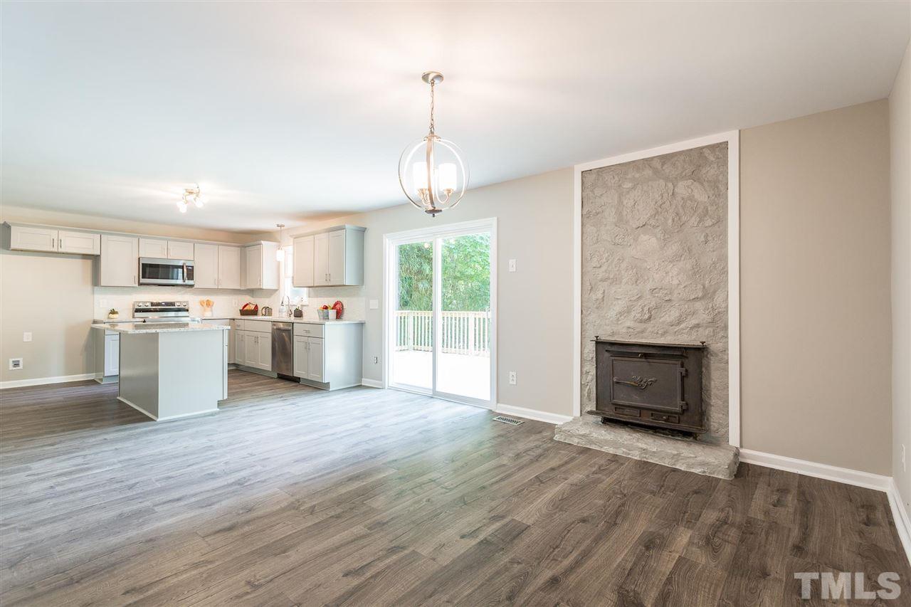 5513 Roslyn Road Durham, NC 27712 - Photo 10 of 24