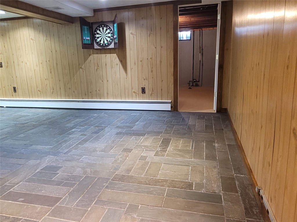 3218 Country Club Road Endicott, NY 13760 - Photo 23 of 35 Gallery Image 23