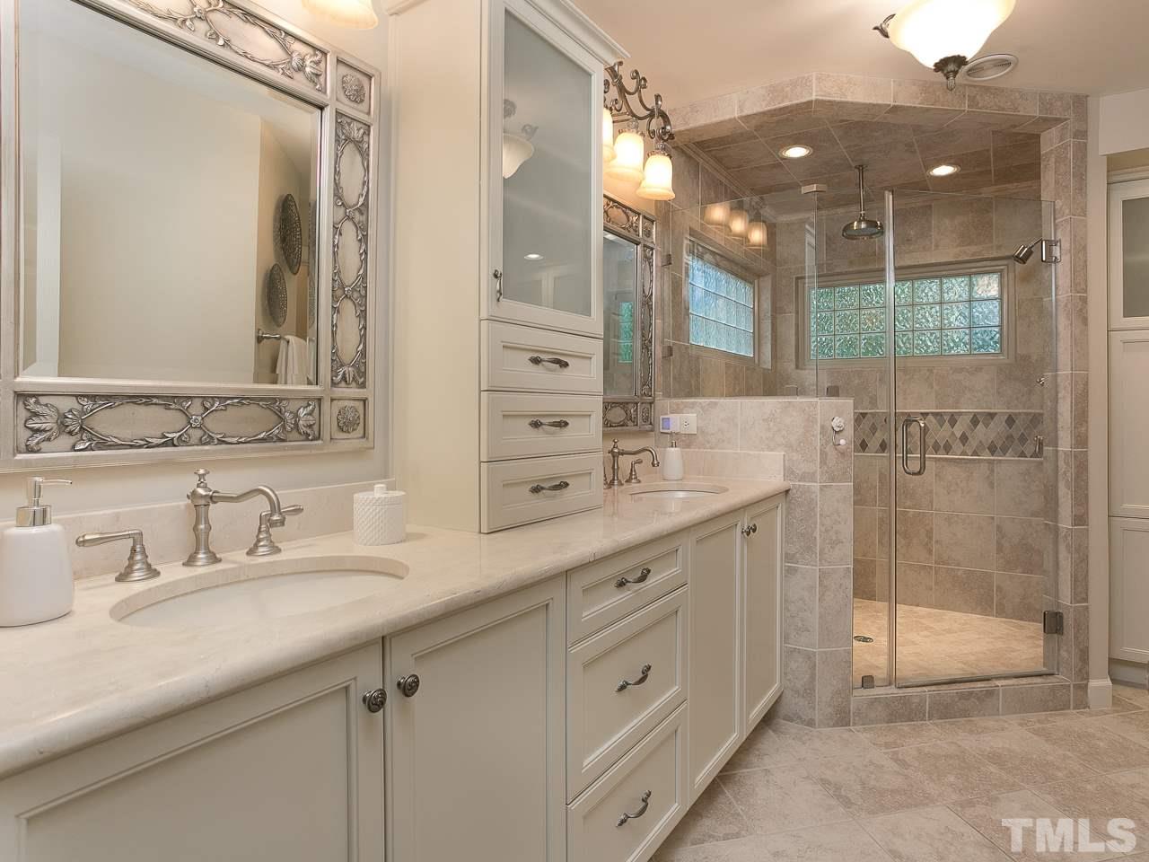 900 Oxgate Circle Raleigh, NC 27615 - Photo 16 of 30