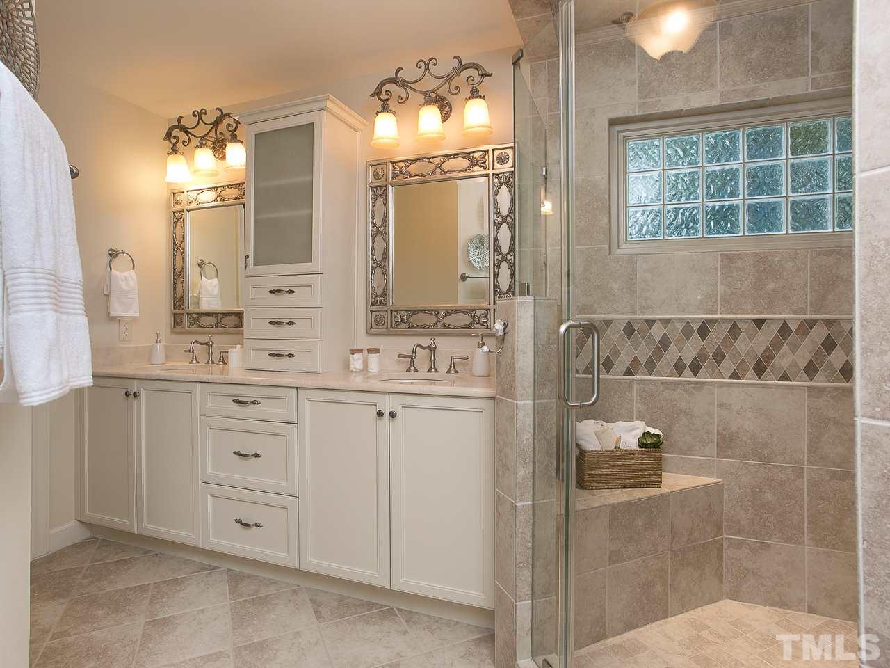 900 Oxgate Circle Raleigh, NC 27615 - Photo 17 of 30