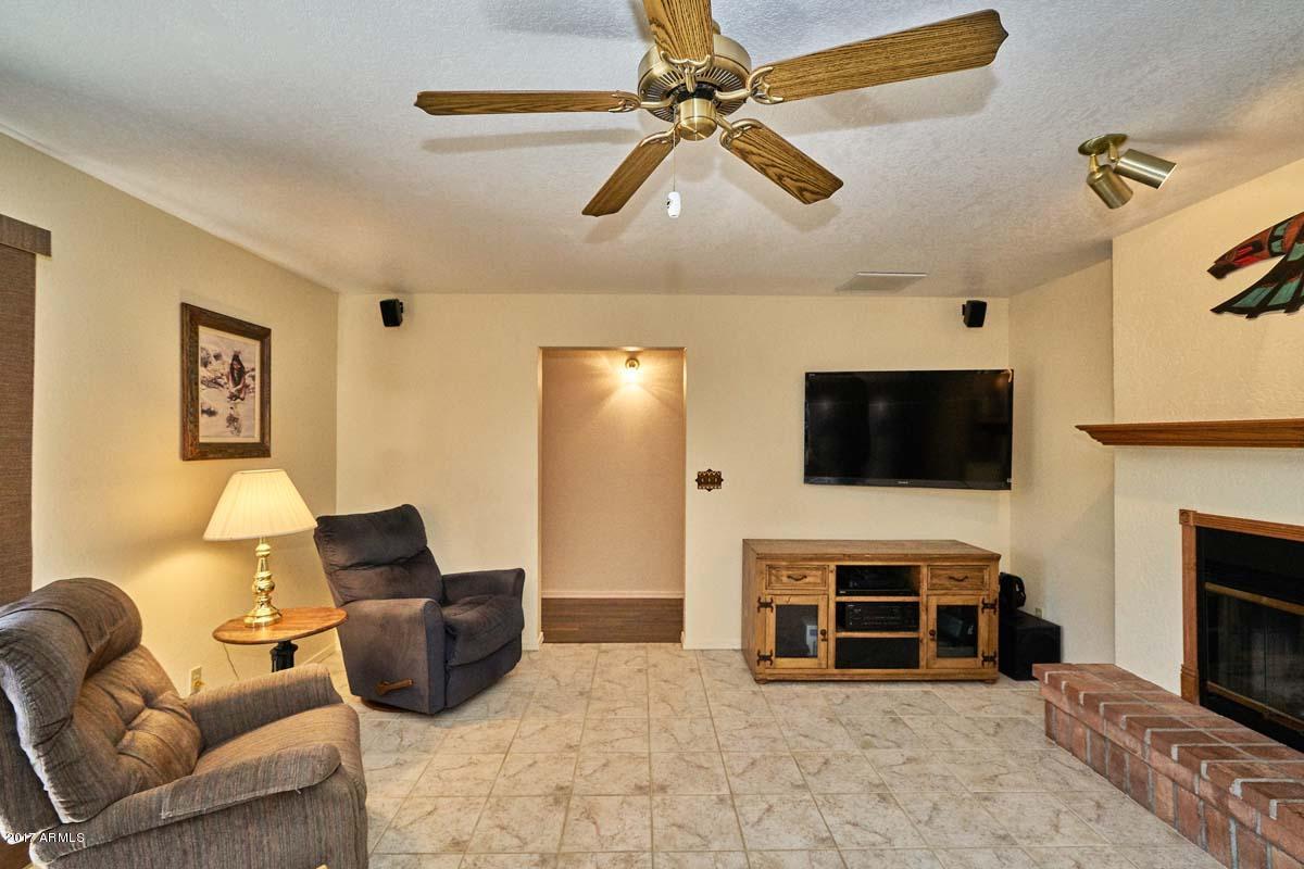 2209 South Sixshooter Road Apache Junction, AZ 85119 - Photo 20 of 49 Family Room